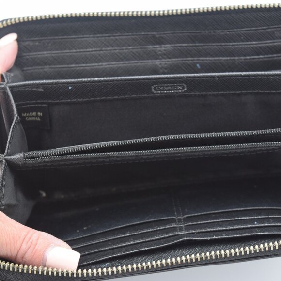 COACH Wallet Black Op Art Ashley Pleated Zip Around Wallet - Picture 6 of 8